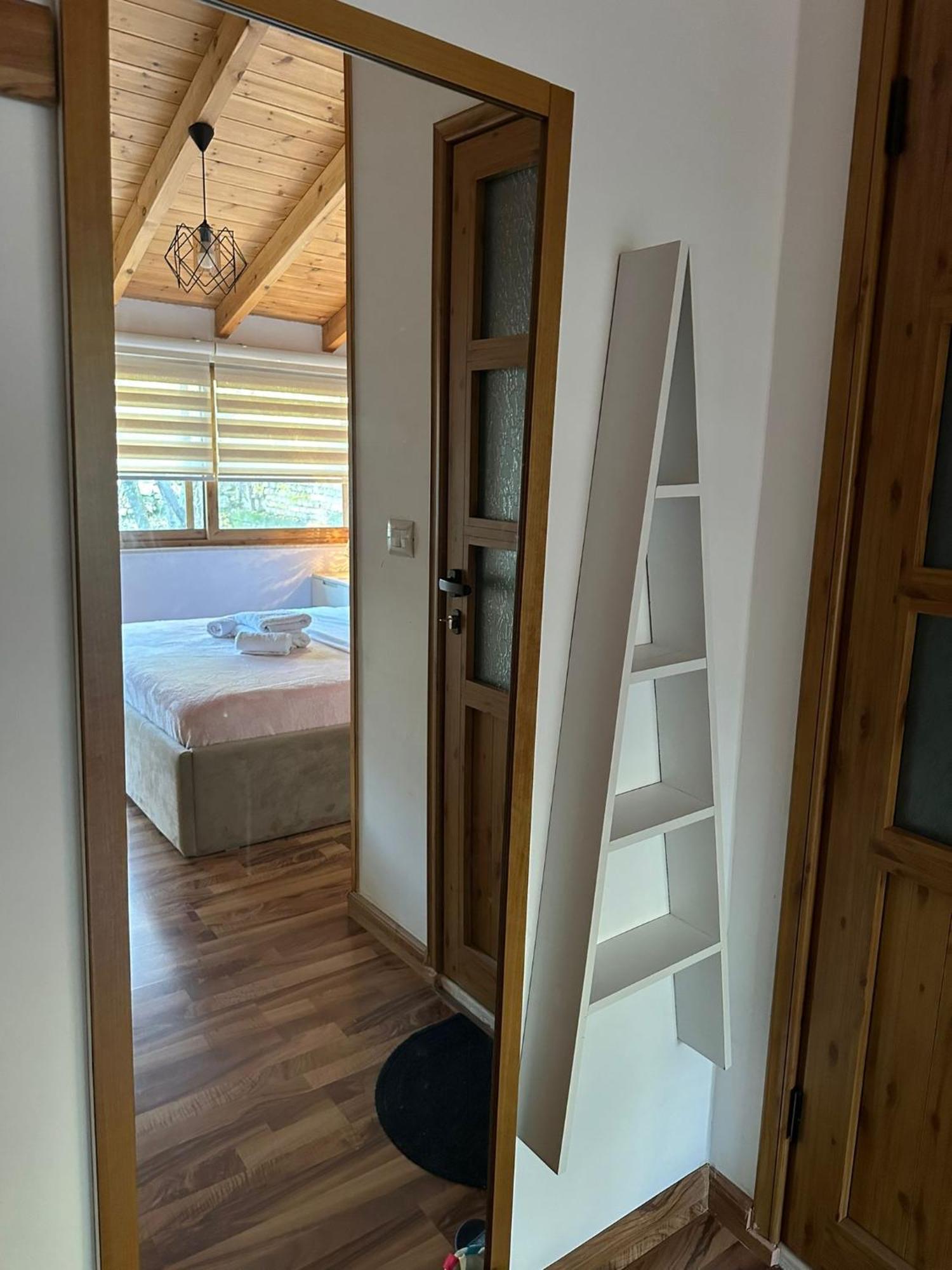 Alimeti Guesthouse เบราท ภายนอก รูปภาพ